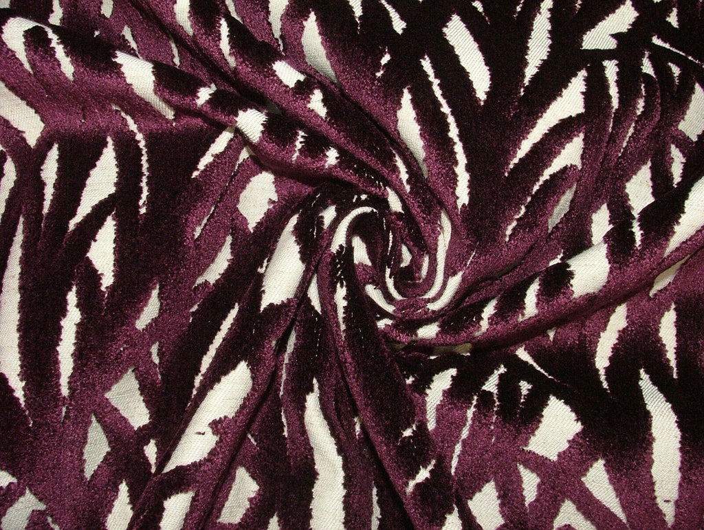 11 Metres iLiv Arboretum Bilberry Plush Velvet Curtain Upholstery Cushion Fabric
